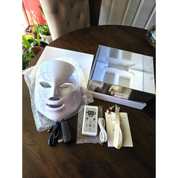 NORLANYA 3 Colors Photon LED Mask Skin Care Treatment for Pimples, Wrinkle, Blem - Picture 8 of 13